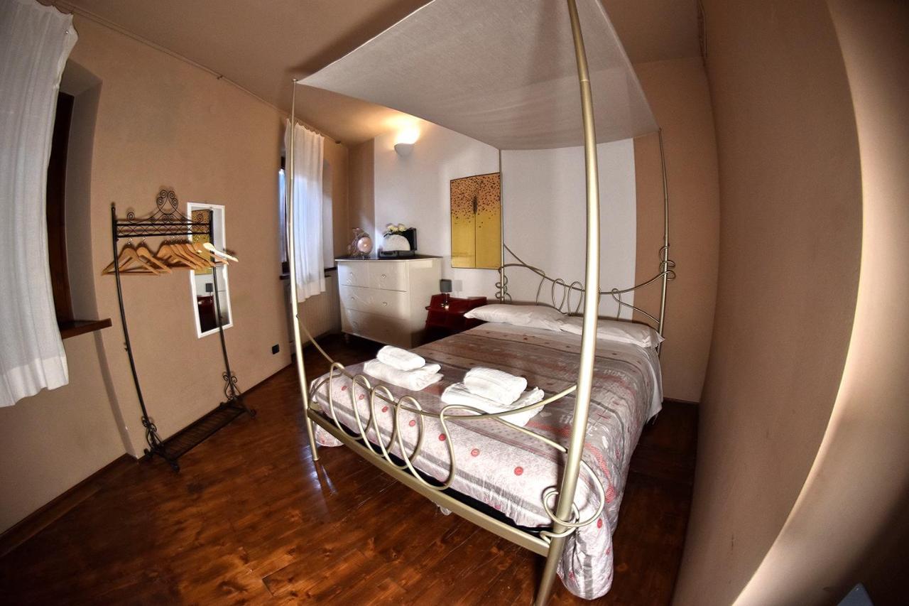 Prigioni House Bed & Breakfast Peschiera del Garda Exterior foto