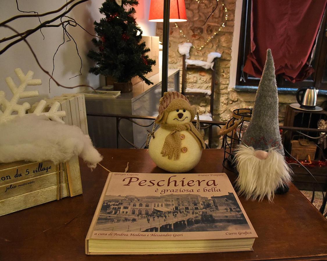 Prigioni House Bed & Breakfast Peschiera del Garda Exterior foto