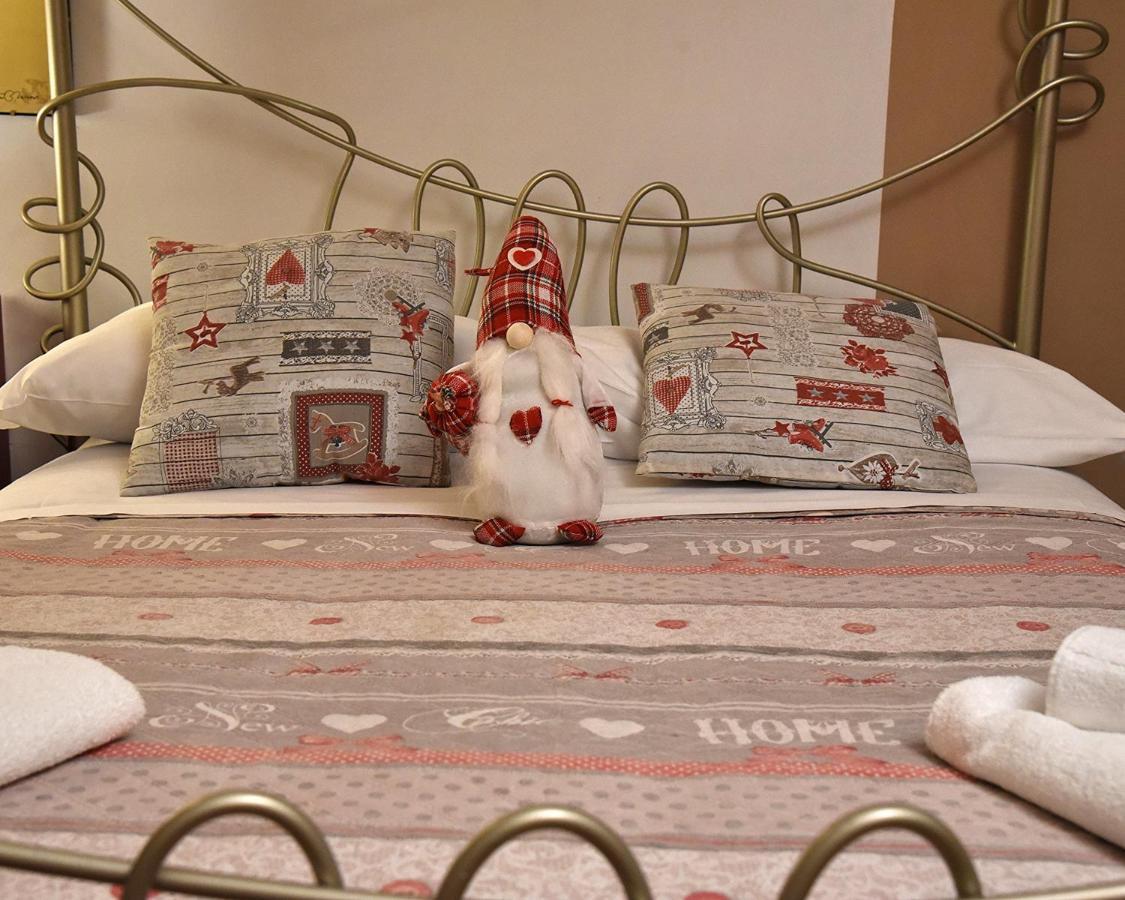 Prigioni House Bed & Breakfast Peschiera del Garda Exterior foto