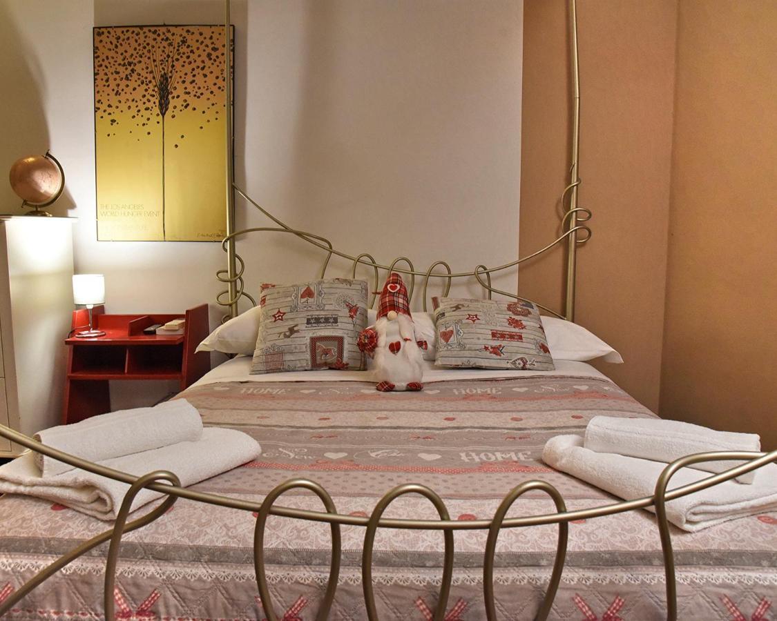 Prigioni House Bed & Breakfast Peschiera del Garda Exterior foto